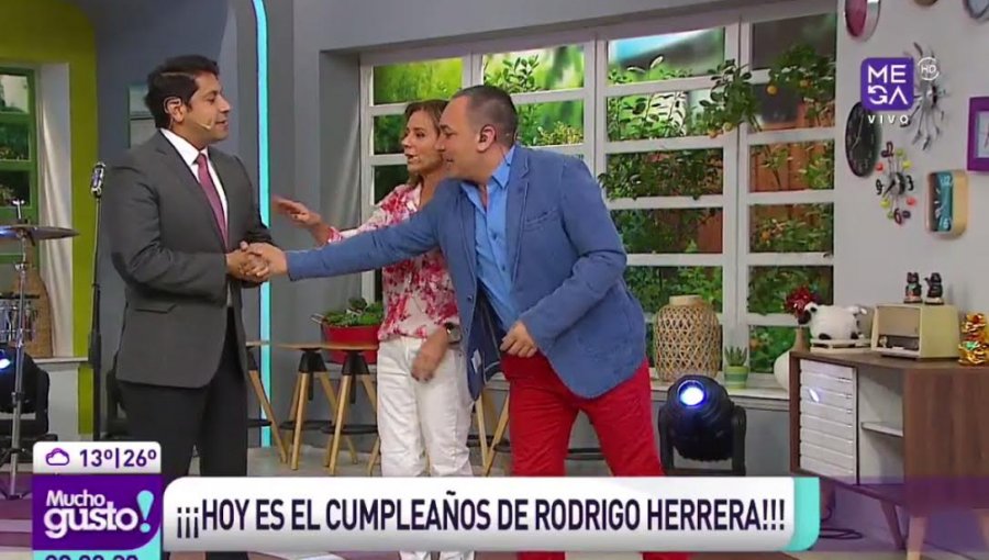 La movida celebración de Rodrigo Herrera en “Mucho Gusto”