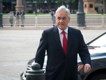 Piñera se reunió con la primera pareja que contrajo el Acuerdo de Unión Civil