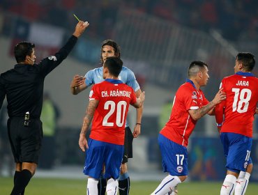 La Roja ya tiene árbitros para duelos contra Colombia y Uruguay