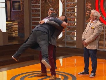 Entre lágrimas se despide bombero participante de MasterChef 2