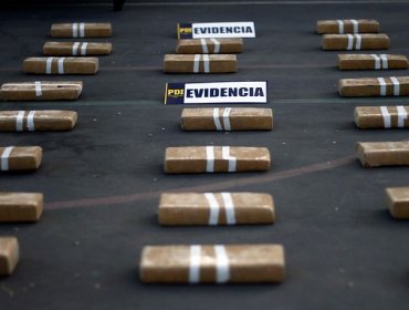 Detienen a narcotraficantes con 144 kilos de marihuana en peaje de Pichidangui