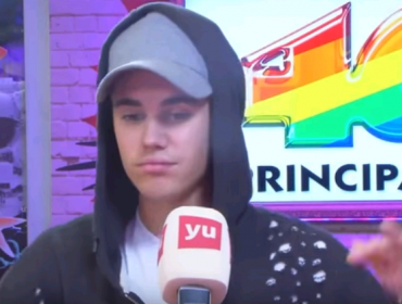 Video: Justin Bieber se aburre y se va de plena entrevista sin aviso