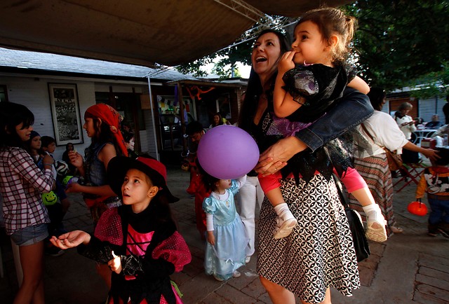 Conoce los beneficios de que los niños se disfracen en Halloween