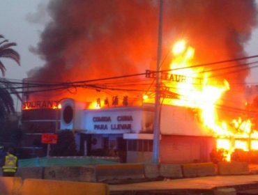 La Florida: Incendio destruye por completo local de comida china