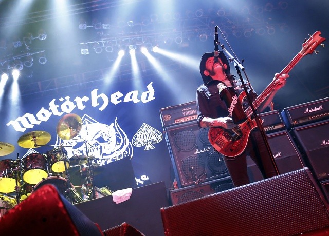 Bajista de Metallica entregará un premio a Lemmy Kilmister por su trayectoria
