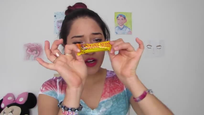 Video: "Catadora de dulces" mexicana prueba productos chilenos