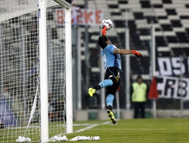 Copa Chile: Colo Colo derrotó 2-1 a U. Española y dejó abierta la llave