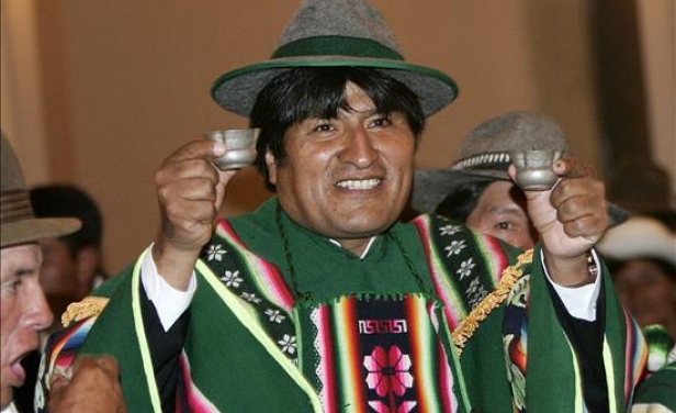 Bolivia: Oposición anuncia batalla internacional contra la reelección de Evo Morales