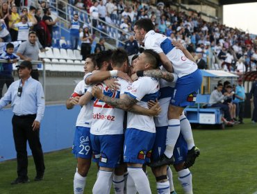 Universidad Católica goleó a San Marcos y trepó a la cima del Torneo de Apertura