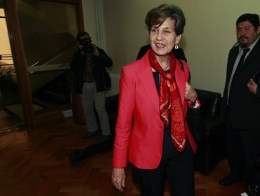 Senadora Isabel Allende: "Con el diálogo se puede solucionar las diferencias"