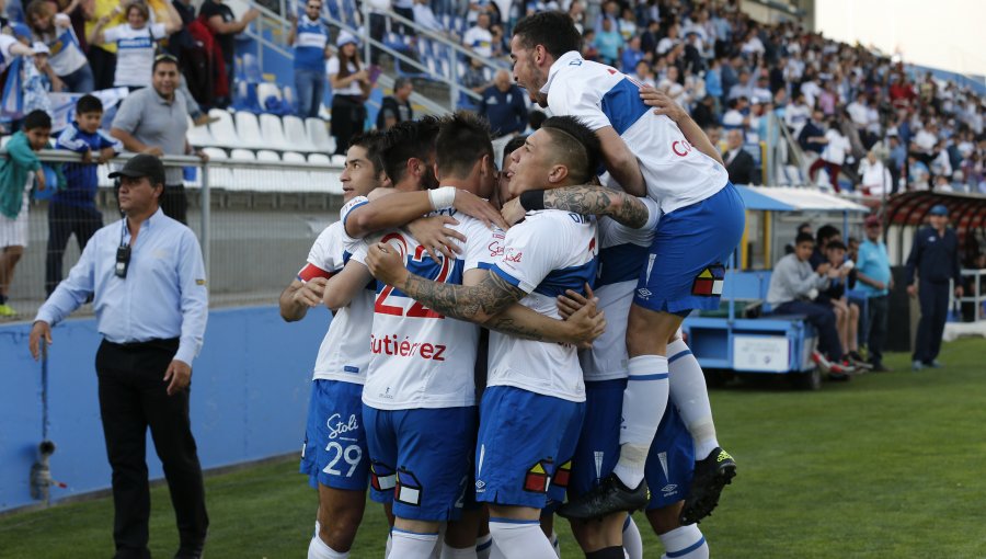 Universidad Católica goleó a San Marcos y trepó a la cima del Torneo de Apertura