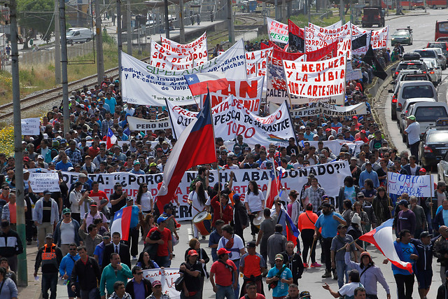 Senador Quinteros respalda demandas de pescadores artesanales