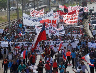 Senador Quinteros respalda demandas de pescadores artesanales