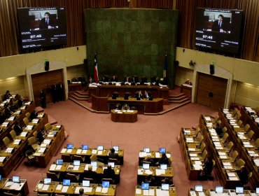 Cámara de Diputados se querellará por violación de la privacidad de Ceroni