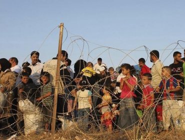 Suecia restituye control fronterizo para poner orden en acogida de refugiados