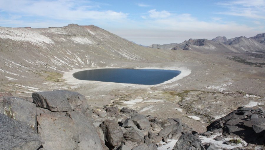 Sernageomin detectó enjambre sísmico en complejo volcánico Laguna del Maule