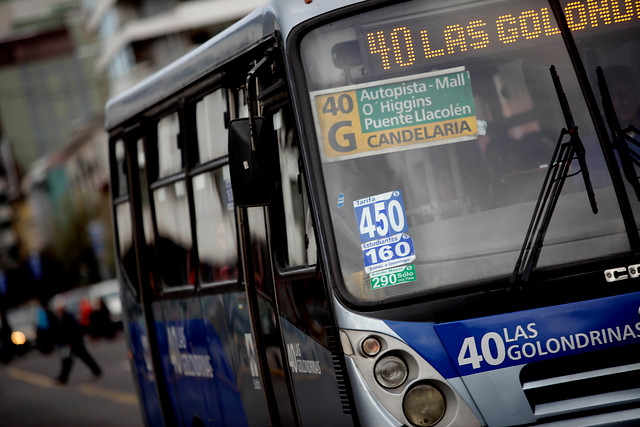 Ministerio de Transportes, ENAP y dueños de taxis suscriben acuerdo por choferes