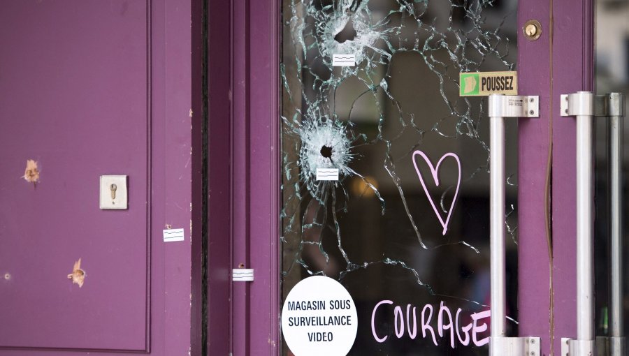 Identificados cinco de los siete terroristas suicidas de París