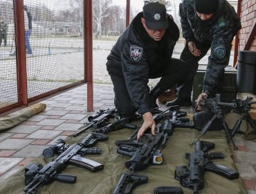Detenidas 23 personas e incautadas 31 armas en las redadas en Francia