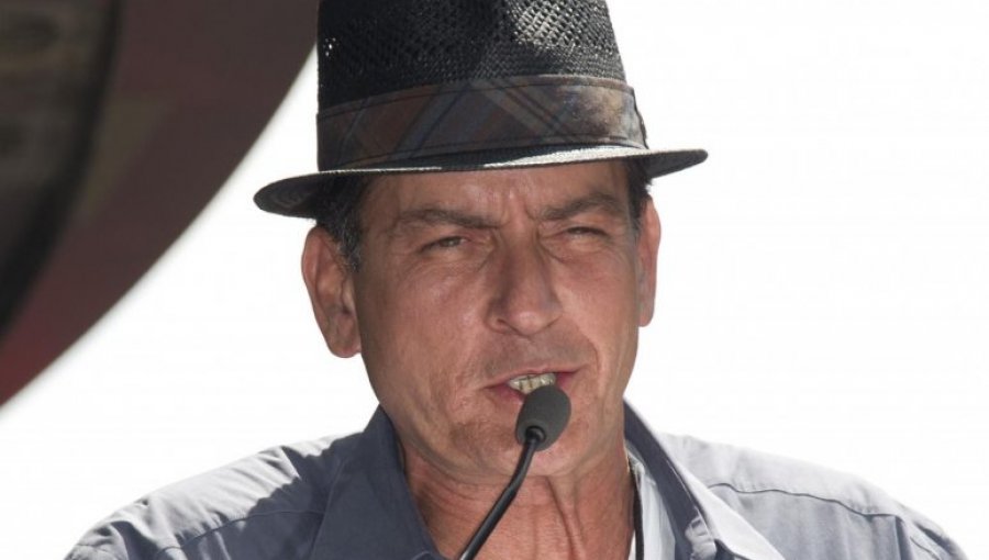 Actor estadounidense Charlie Sheen confirma que porta el virus del sida