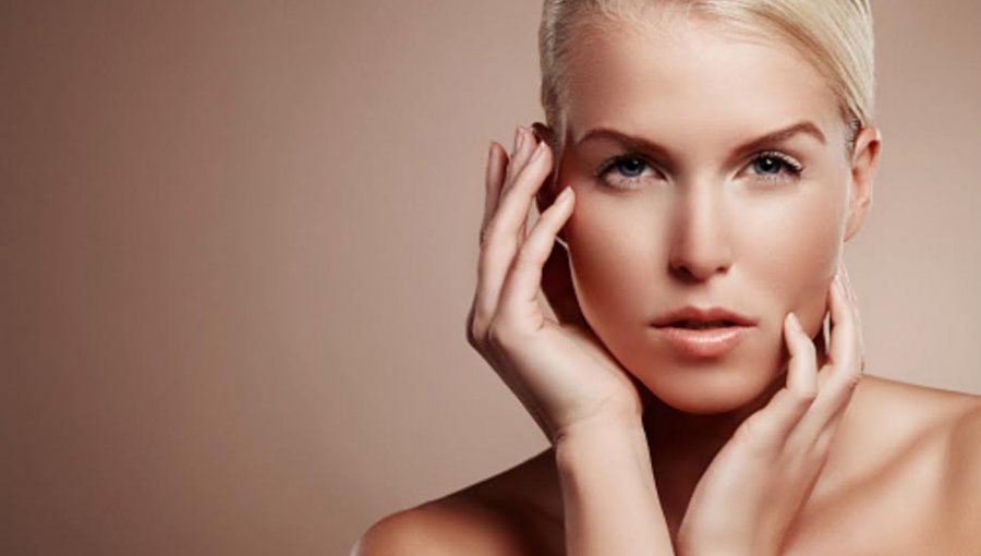 Tantouning: Define tu rostro con autobronceante