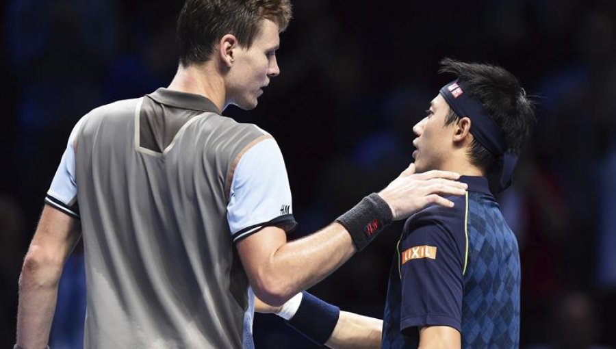 ATP de Londres: Nishikori logra su primera victoria y deja a Berdych al borde de la eliminación