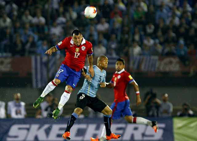 Gary Medel: "Sampaoli es muy importante y espero que se quede hasta el Mundial"