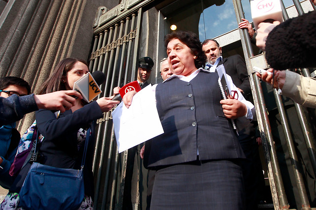 Nelly Díaz anunció recurso de protección por descuentos en el Registro Civil