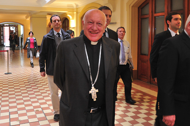 Cardenal Ezzati declara por segunda vez en demanda contra la iglesia