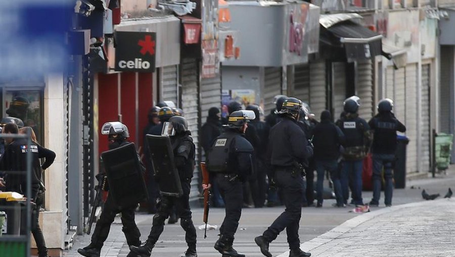 Mueren dos presuntos terroristas en una redada contra el cerebro de atentados