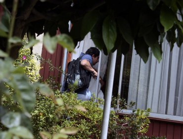 Asaltan domicilio en Las Condes y amarran a mujer y a sus hijas