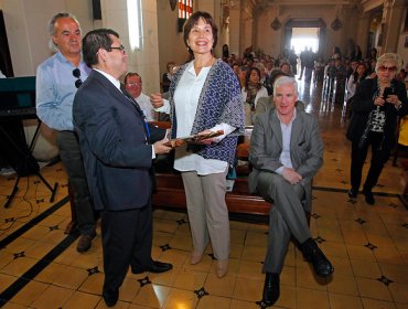 Ministra de Salud encabezó ceremonia por los 243 años del hospital Van Buren