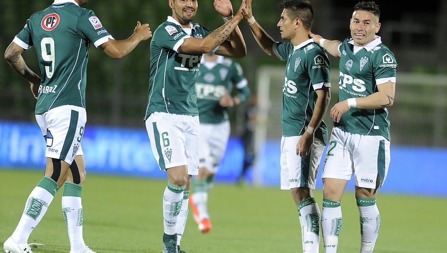 U. Española venció a domicilio a Wanderers y sueña con la Liguilla