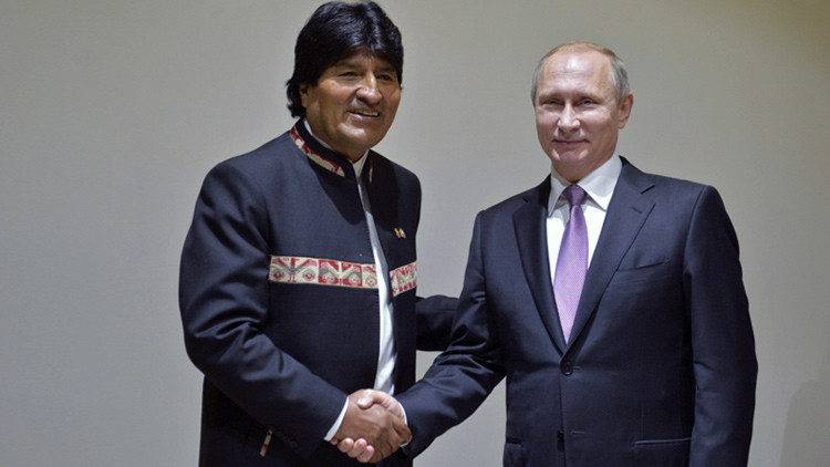 Vladimir Putin ofrece ayuda técnico militar a Bolivia además de formar un centro tecnológico nuclear