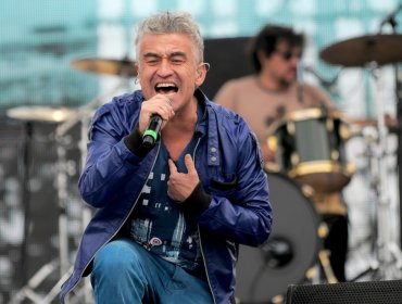 Jorge González plasmó sus manos en el Paseo de las Estrellas de Movistar Arena