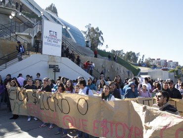 Universidad del Mar: Mineduc lamenta retiro de estudiantes de mesa de trabajo