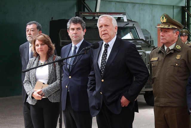 Gobierno presentará querella criminal por agresión a Carabineros