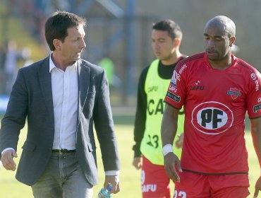 Fernando Díaz apunta al ascenso de Ñublense en 2016