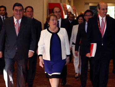 Bachelet critica “prácticas inaceptables de manipulación de mercados” en Enade