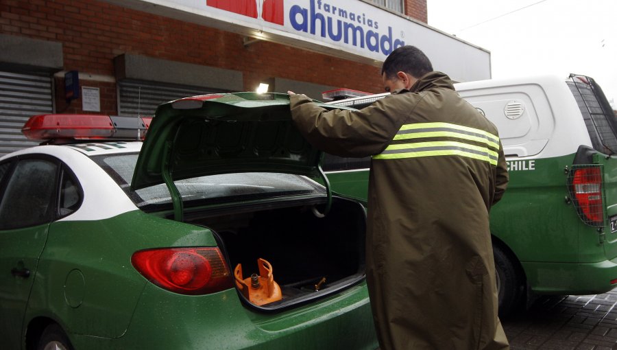 Desconocidos intentaron robar cajero automático de farmacia en Las Condes