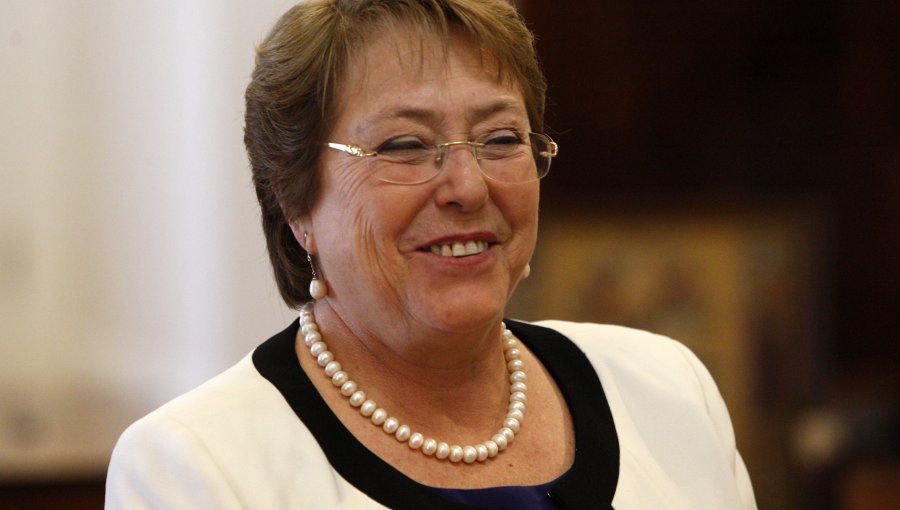 Presidenta Bachelet informó del aguinaldo navideño para los pensionados