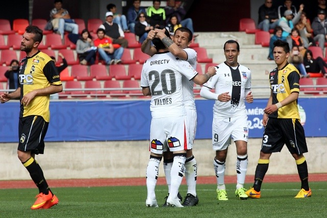 Colo Colo podría coronarse campeón del Torneo de Apertura este domingo