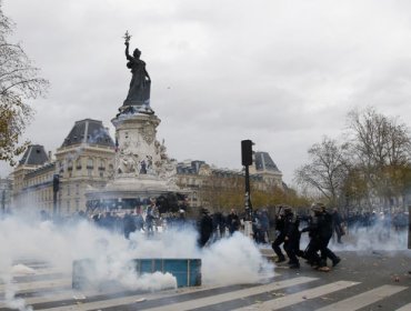 Un centenar de detenidos en los altercados durante una manifestación en París