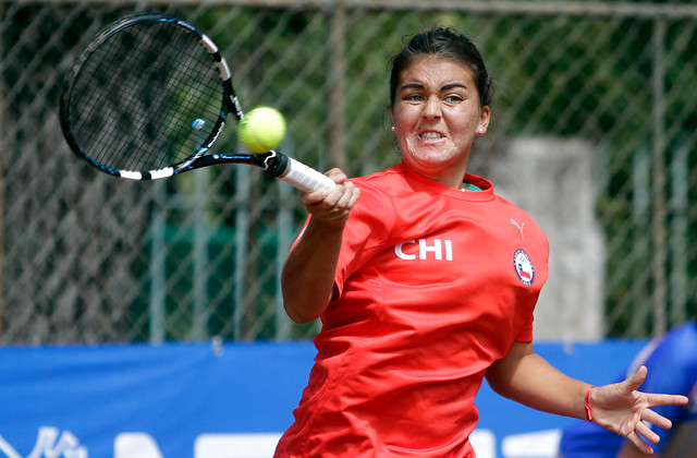 Tenis: Fernanda Brito avanzó a octavos de final en ITF 25K de Santiago