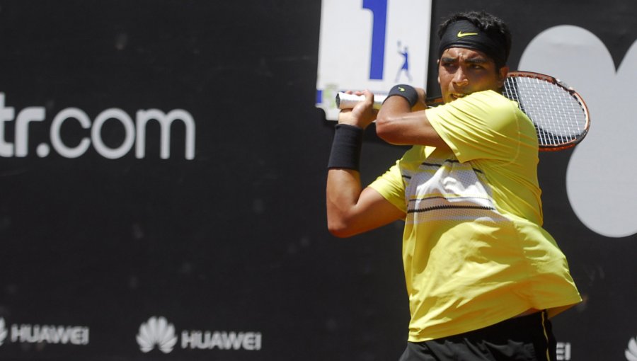 Tenis: Guillermo Rivera avanzó a los octavos de final del Futuro Chile 8