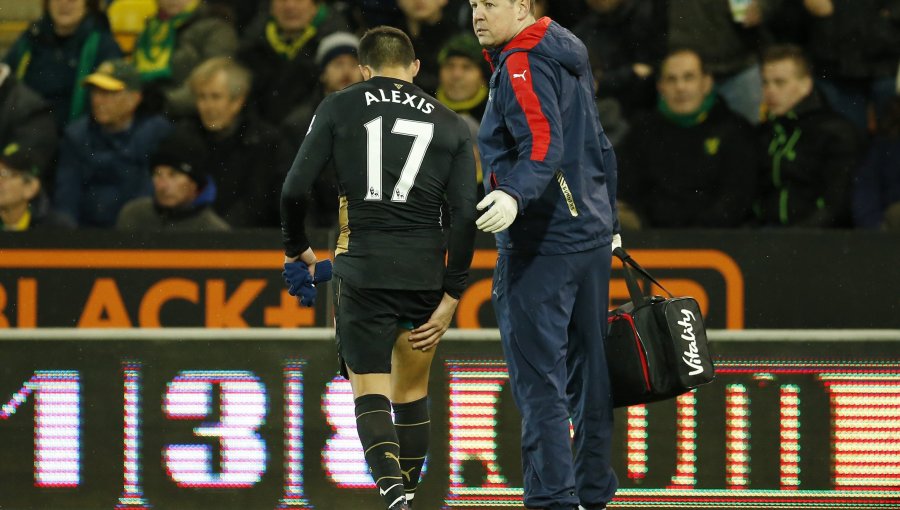 Alexis Sánchez estaría tres semanas alejado de las canchas por lesión