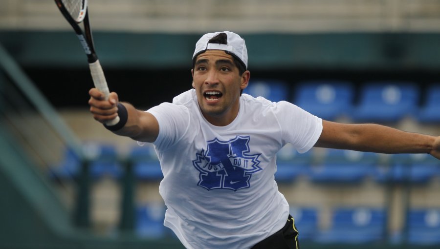 Tenis: Guillermo Rivera cayó en los octavos de final del Futuro Chile 8