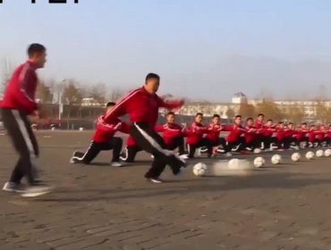 Al Puro estilo Shaolín soccer. Escuela de Fútbol entrena a jóvenes con la técnica del kung-fu