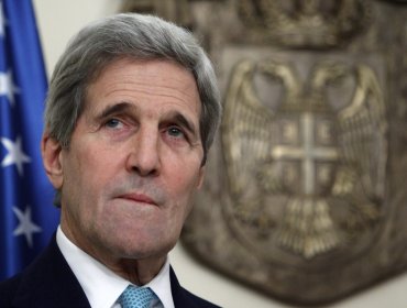 Kerry dice que con unidad política puede acabarse con el EI en meses