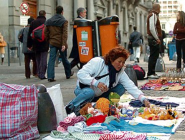 En Estación Central multarán a quienes le compren a ambulantes ilegales